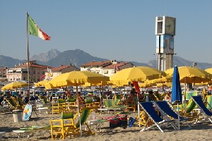 We are continually refining and adding to our portfolio of Nice Places to stay in Italy, so visit our site regularly to find somewhere just that little bit special. All our places to stay are presented with photos and descriptions taken and selected by us personally to give an impression as true to the reality as we can. All places are chosen by our team here in Italy for their combination of price, quality, charm and location. We work in partnership with family run hotels, guest houses and self-catering accommodations. This is NOT an unverified 'web portal' or online directory - we select only those places which we believe make excellent places to base a 1 week holiday or longer.